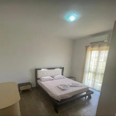 Apartamento Rrezidenc