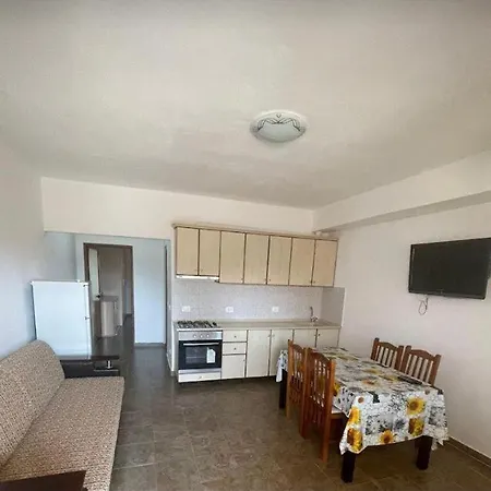Apartamento Rrezidenc